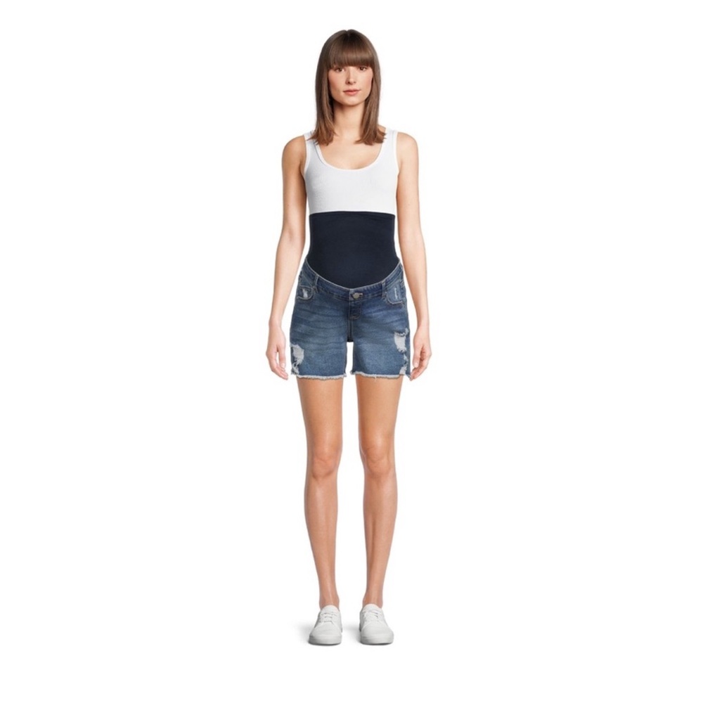 NWT Maternity Short size: L(12-14)